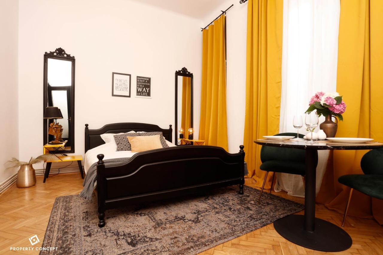 Bohemian Central Concept Studio Bukarest Exteriör bild